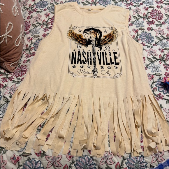 Amazon Cream Nashville Fringe Crop Top - Picture 1 of 1